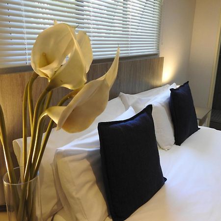 The Lantern Guesthouse Bloemfontein Exterior foto